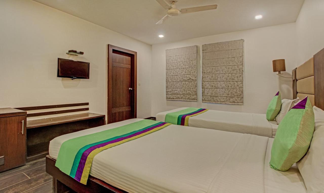 Treebo Trend Hotel Relax Inn Колката Екстериор снимка
